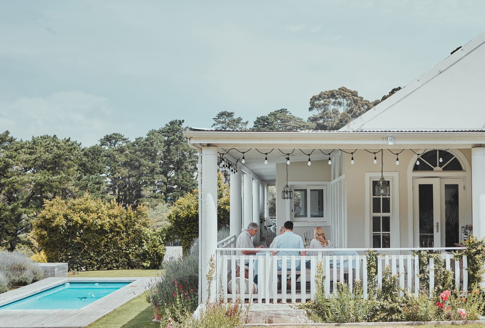 Complete outdoor renovation in Florida with modern concrete design